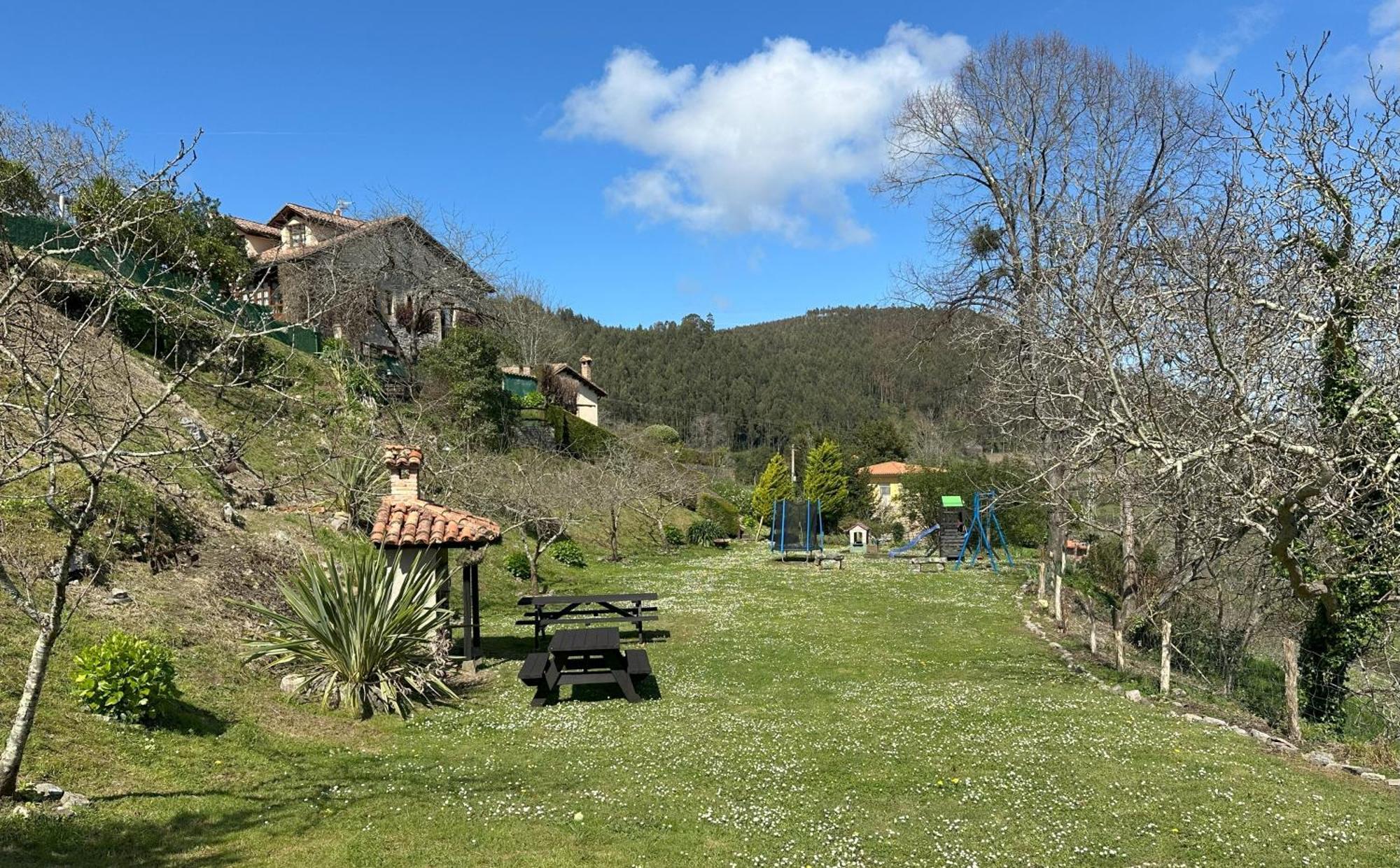 Hostal La Nozal De La Pena Villaviciosa  Exterior foto